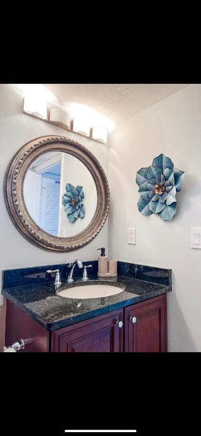 Knot A Care Remodeled Direct Water Access Condo With Ocean And Pool Views Now Sleeps Six Marco Island Bagian luar foto