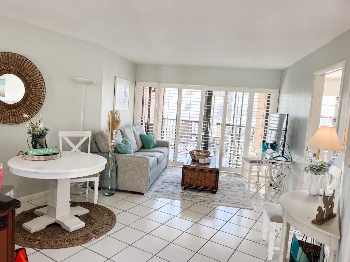 Knot A Care Remodeled Direct Water Access Condo With Ocean And Pool Views Now Sleeps Six Marco Island Bagian luar foto